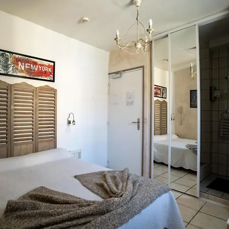 Les Orangers 히에레