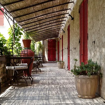 Les Orangers 호텔 2*