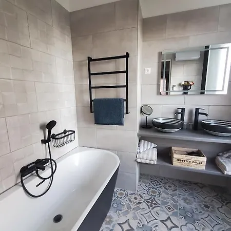 Les Orangers Szálloda Hyères