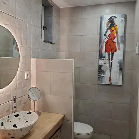 Les Orangers Szálloda 2*
